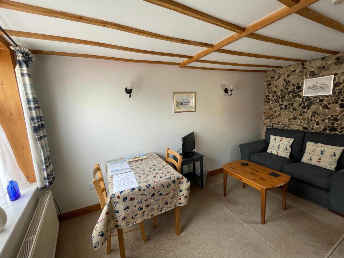 All Seasons Cottage Breaks Saxmundham Exterior photo