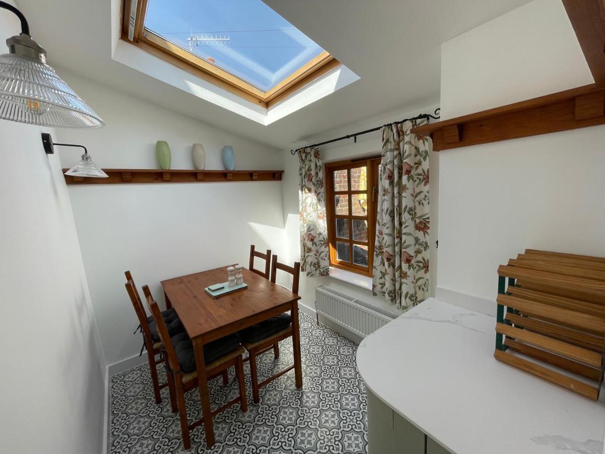 All Seasons Cottage Breaks Saxmundham Exterior photo
