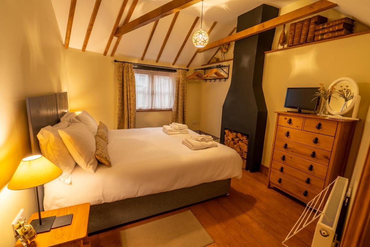 All Seasons Cottage Breaks Saxmundham Exterior photo
