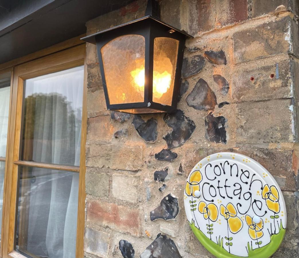 All Seasons Cottage Breaks Saxmundham Exterior photo