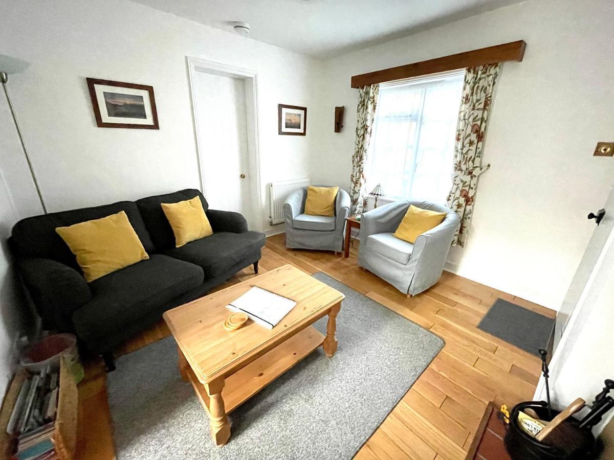 All Seasons Cottage Breaks Saxmundham Exterior photo